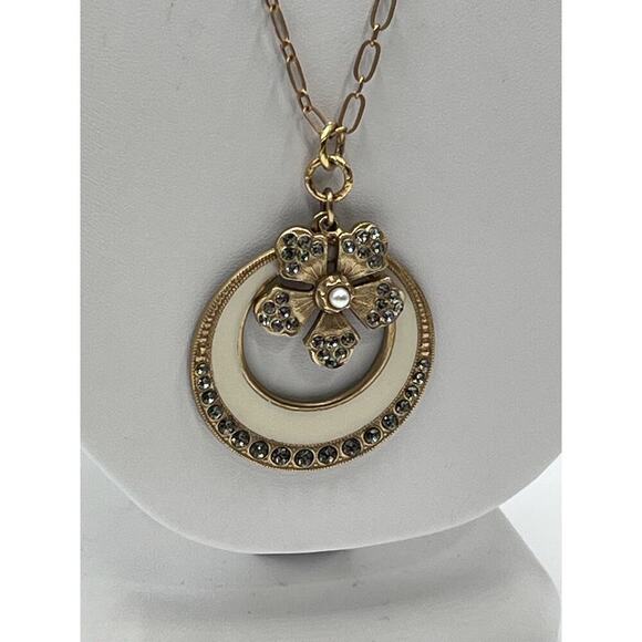 Catherine Popesco Cream Enamel Gray Swarovski Cryst Pendant Gold Plate Necklace - Picture 4 of 12